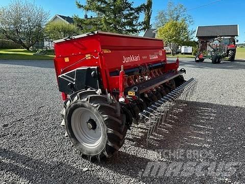 Simulta 2500LB Kunstmeststrooiers