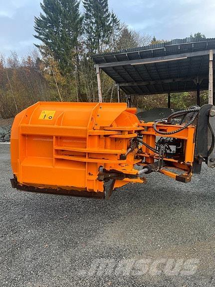 Tellefsdal 4600 H2 Sneeuwschuivers en -ploegen