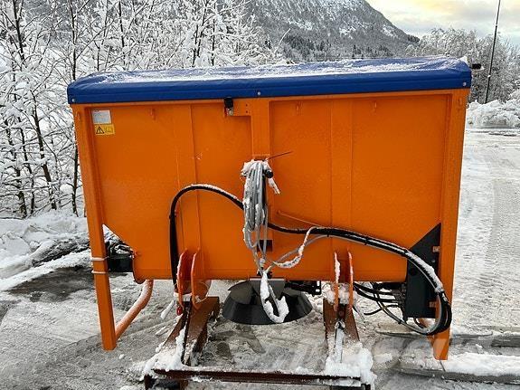  Traxos S15 VEP-490 Zand- en zoutstrooimachines