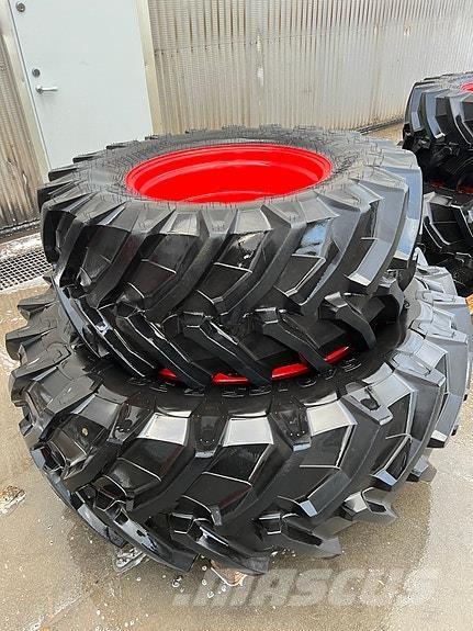 Trelleborg TM800 Banden, wielen en velgen
