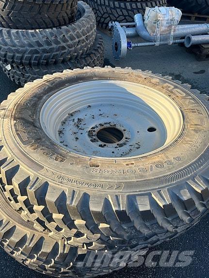  TRI Nokian Banden, wielen en velgen