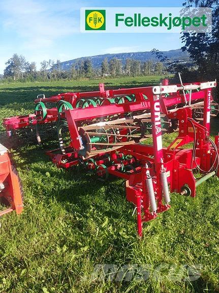Unia Kombi 4,2 Overige grondbewerkingsmachines en accessoires