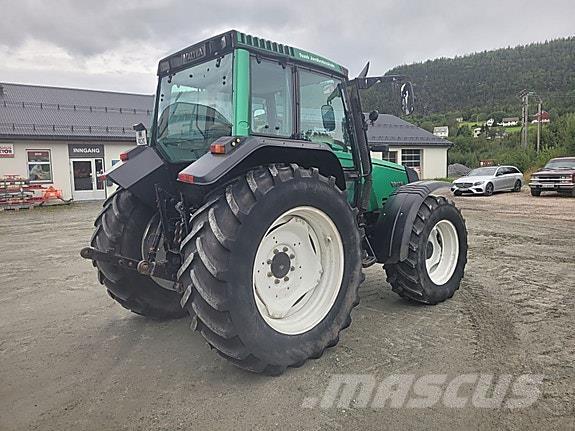 Valtra 6750-4 Tractoren