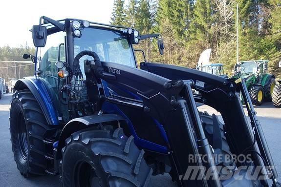 Valtra A115 H4 Tractoren