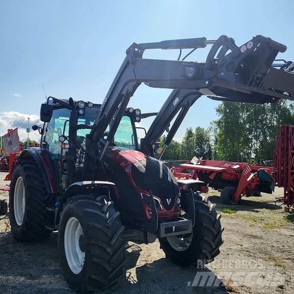 Valtra A134 Tractoren