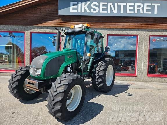 Valtra A92 Tractoren
