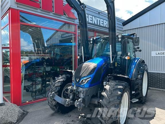 Valtra G135 Activ Tractoren