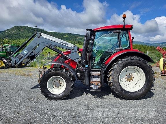 Valtra N 104 H5 Tractoren