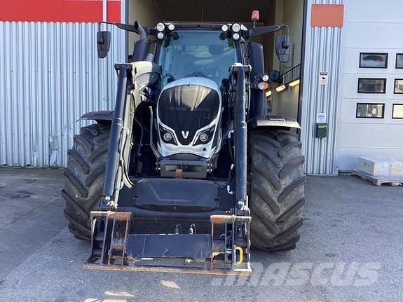Valtra N 114E Tractoren