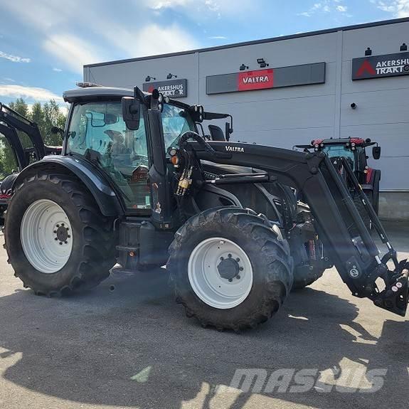 Valtra N104H5 Tractoren