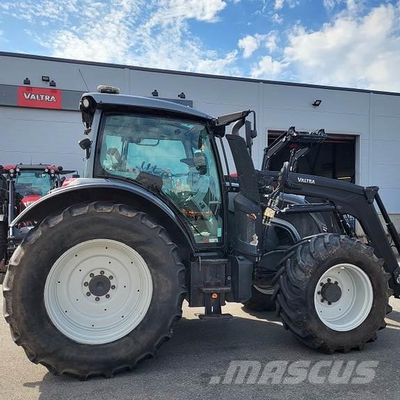 Valtra N104H5 Tractoren
