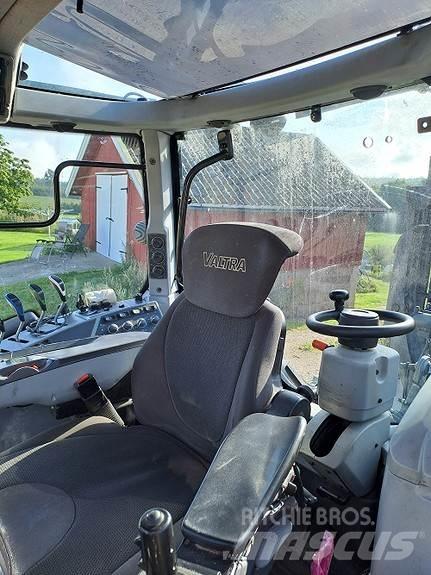 Valtra N154eA Tractoren