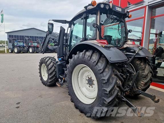 Valtra N155 Tractoren