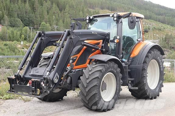 Valtra N174 D Tractoren