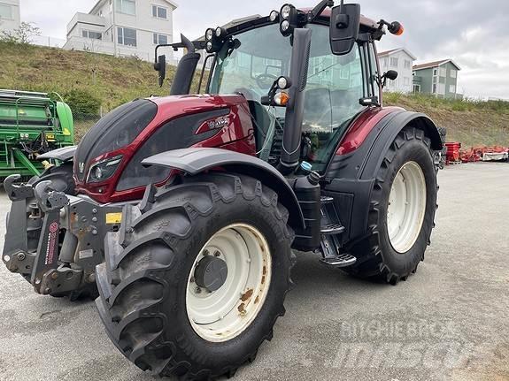 Valtra N174A Tractoren