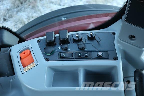 Valtra N175 Versu Tractoren