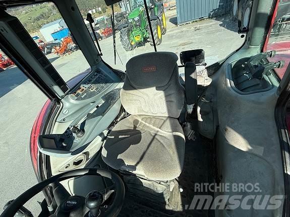 Valtra T 213 V Tractoren