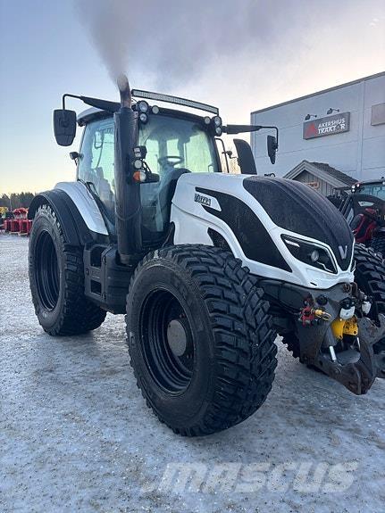 Valtra T174 Direct Tractoren