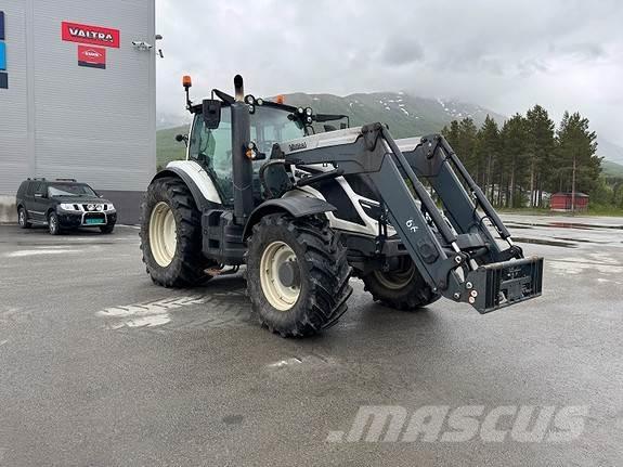 Valtra T174V Tractoren