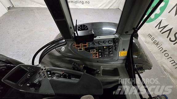 Valtra T182 Tractoren