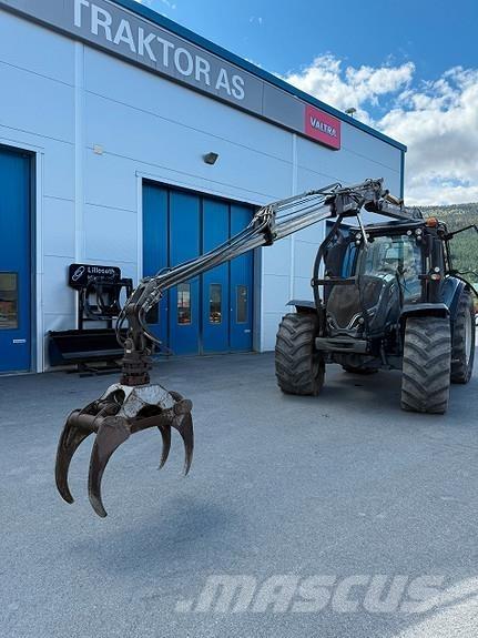 Valtra T194V Tractoren