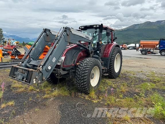 Valtra T203 Tractoren