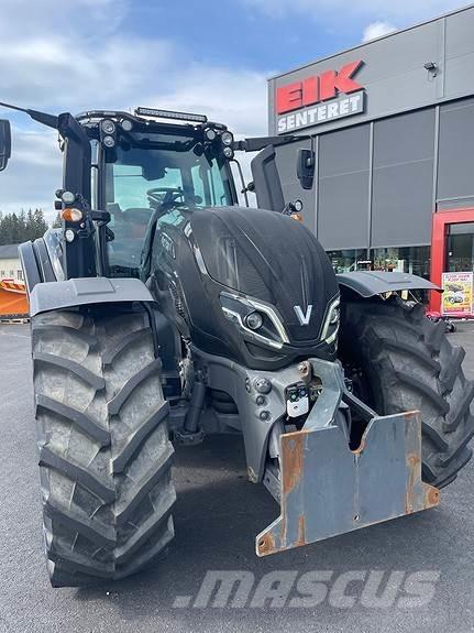 Valtra T235 Tractoren