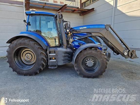 Valtra T235 Tractoren