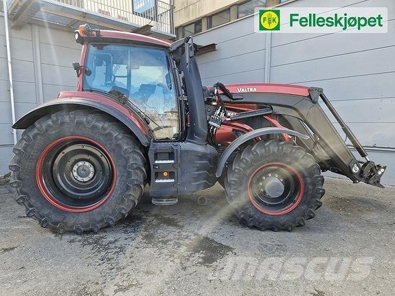 Valtra T235 Tractoren