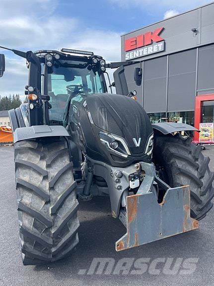 Valtra T235 Tractoren