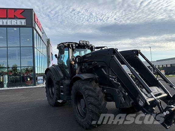 Valtra T235 Tractoren