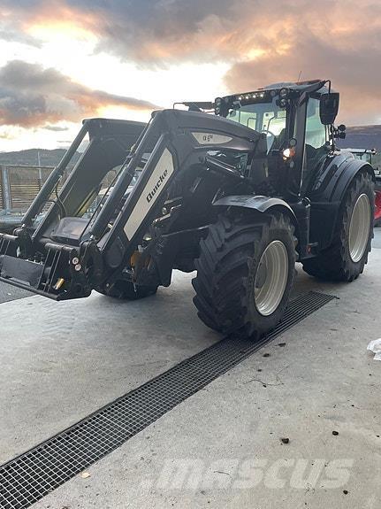 Valtra T235 Direct Tractoren