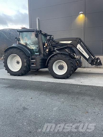 Valtra T235 Direct Tractoren