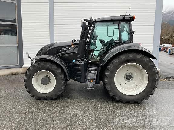 Valtra T235D Tractoren