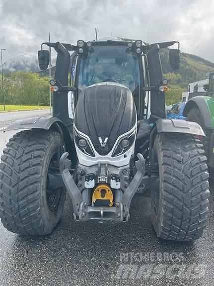 Valtra T254V Tractoren