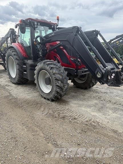 Valtra T254V Tractoren