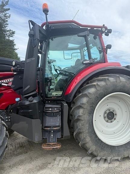 Valtra T254V Tractoren