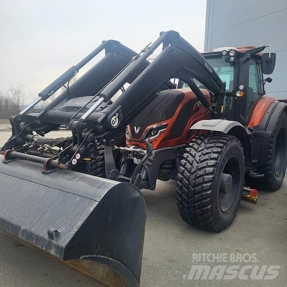 Valtra T255 Tractoren