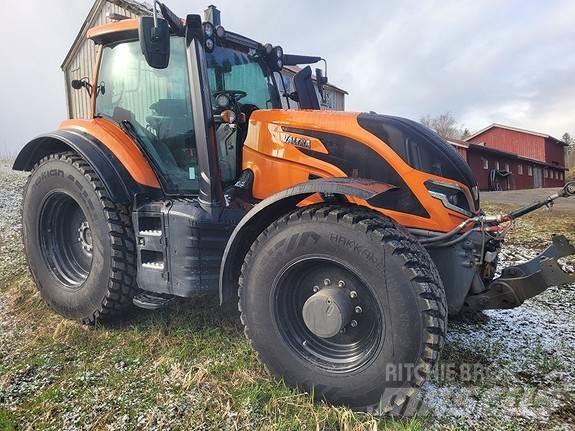 Valtra T255 Tractoren