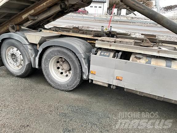 Volvo FH500 Containertrucks met kabelsysteem
