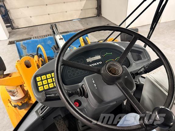 Volvo L30B Wielladers