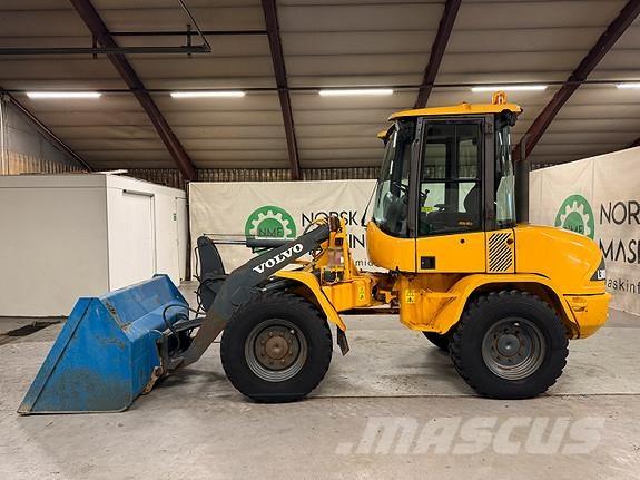 Volvo L30B Wielladers
