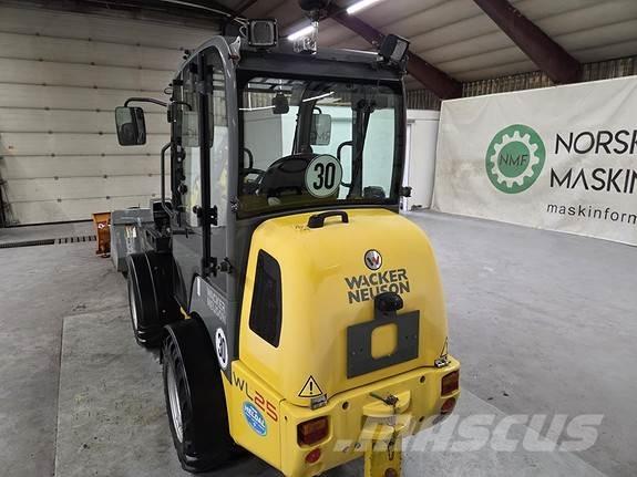Wacker Neuson WL25 Tool-carriers
