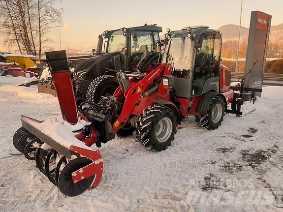 Weidemann 1880 Schrankladers