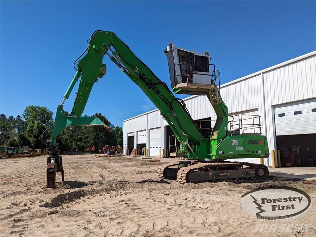 Sennebogen 830E Boomstamladers
