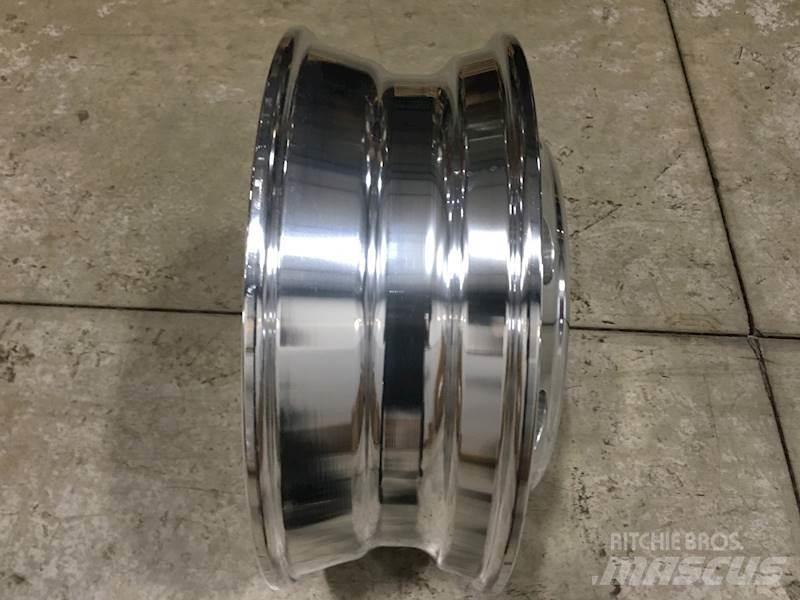  Accuride Banden, wielen en velgen