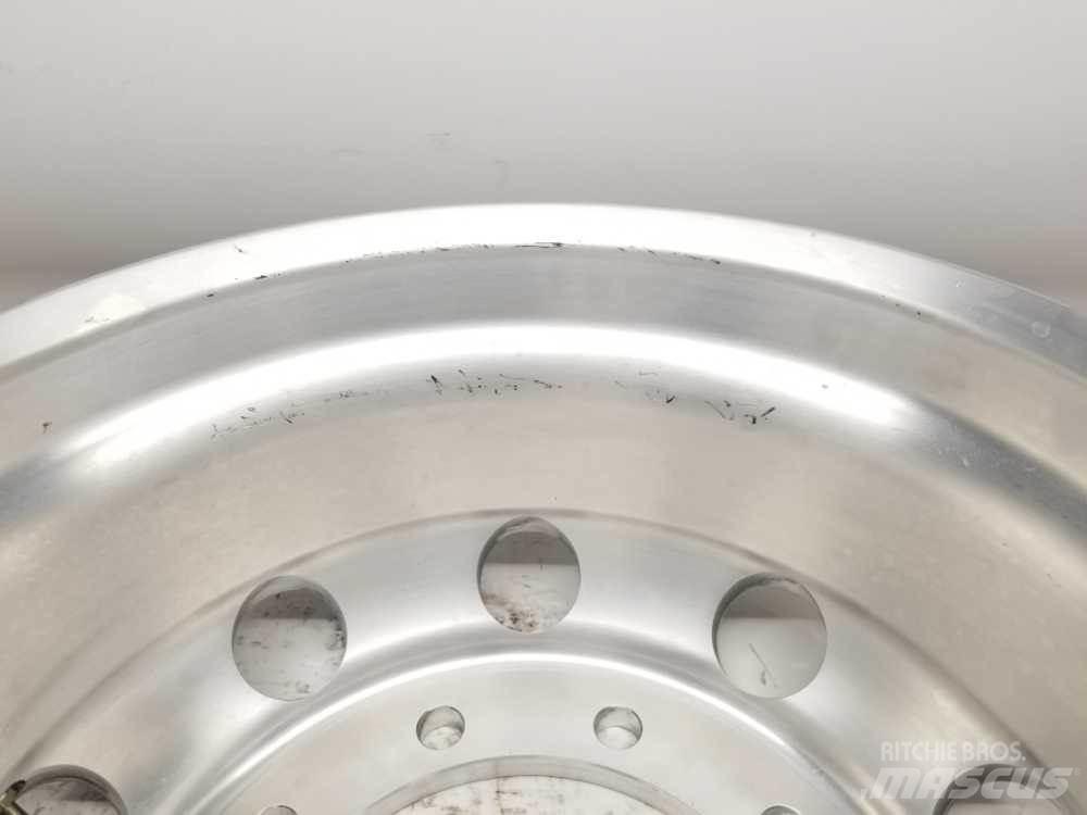 Alcoa  Banden, wielen en velgen