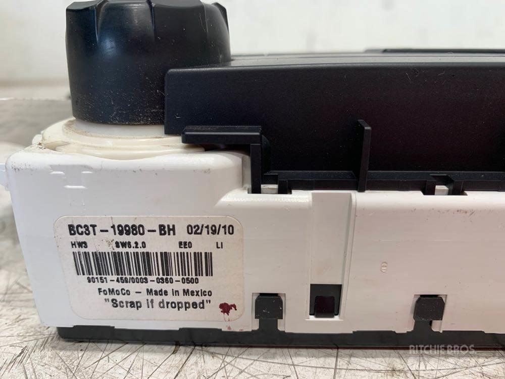 Ford F-550 Elektronik