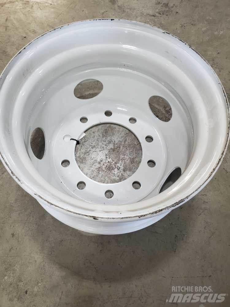 Ford F750 Banden, wielen en velgen