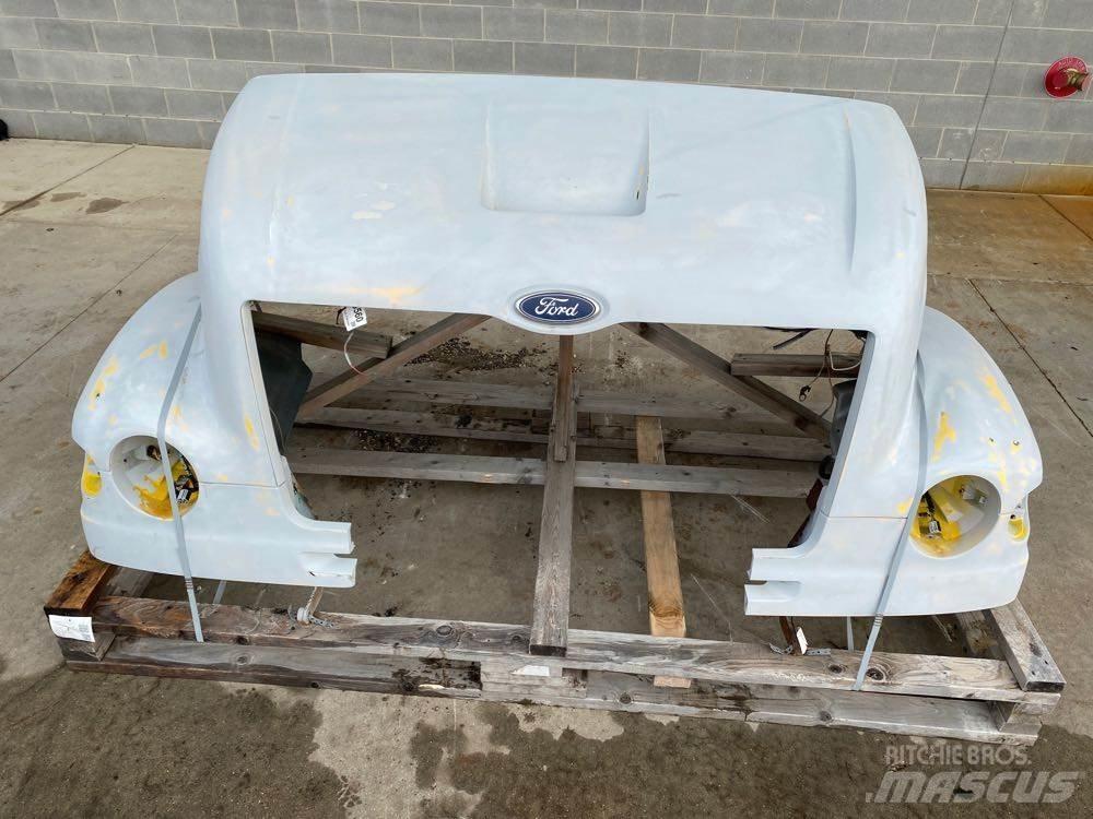 Ford L8501 Cabine en interieur